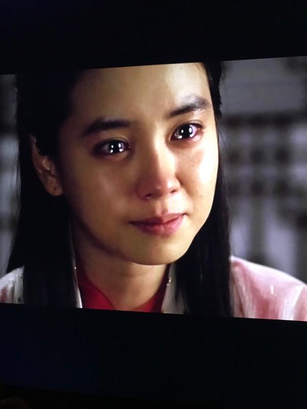 怎样评价《霜花店》?