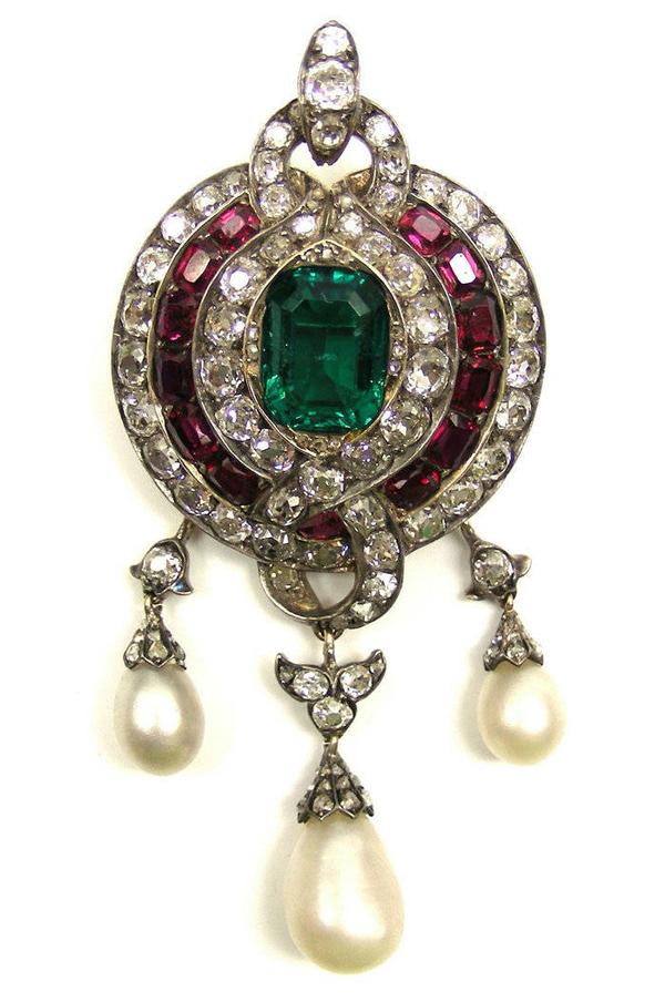 维多利亚时期的古董珠宝到底有何特别