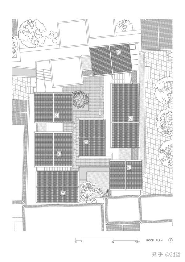 赖国平 清水混凝土施工顾问:杜清水营造 屋顶平面图 基地位于大理古城