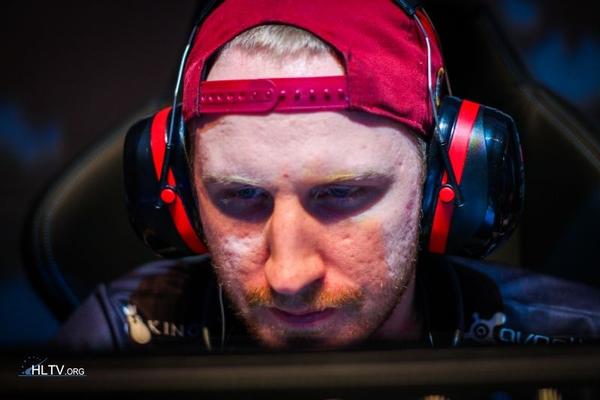 csgo英雄志:传奇自由人olofmeister