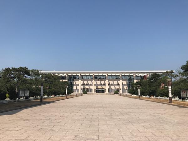 3.图书馆