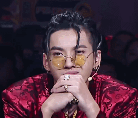 travis scott表情包gif,travisscott表情包 这是第一个把(*^_^*)表情三次元化的男人,爱他