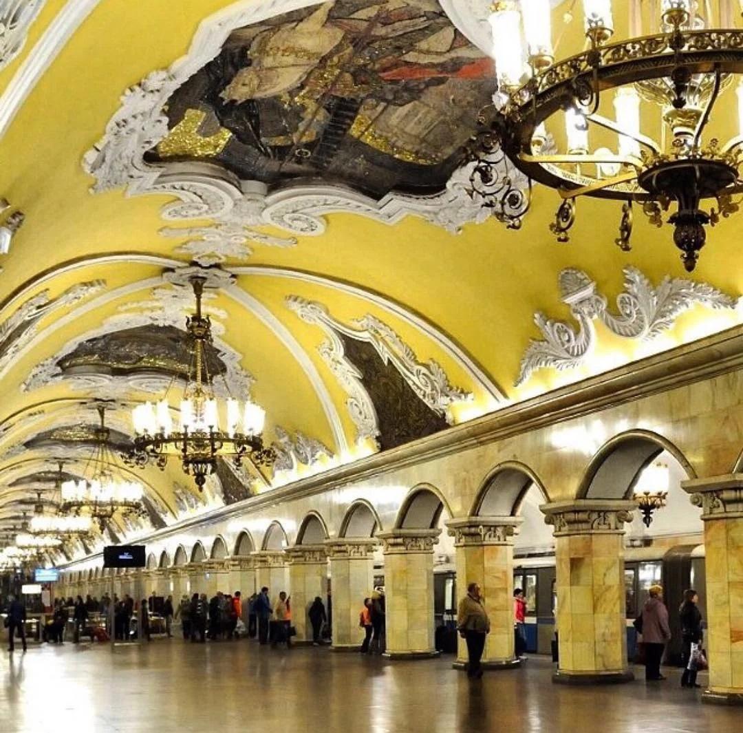 莫斯科地铁巡游 共青团地铁站