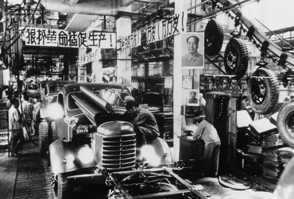 人人都是弄潮儿 改革开放40年 老照片背后的故事