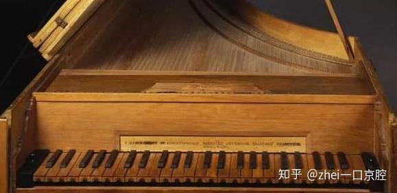 古钢琴(clavichord/小键琴)