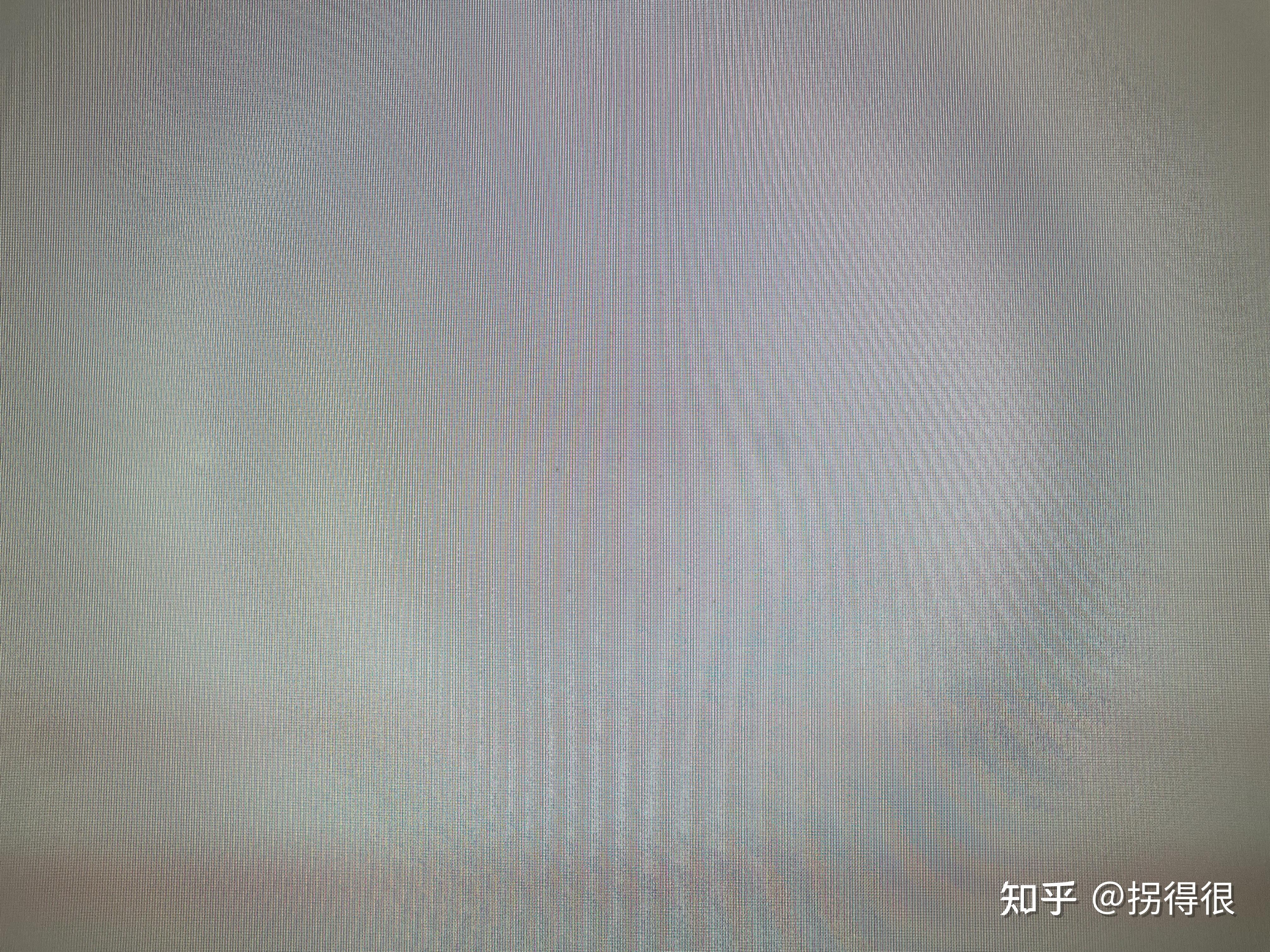 新买的75x95j在屏幕中下方出现灰斑会扩散吗