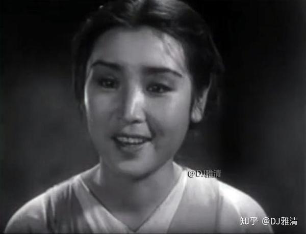 美丽的李松竹演打击侵略者后去哪儿了昔日女神原来也曾历经磨难