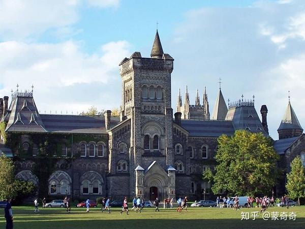 加拿大多伦多大学,约克大学等安省高校获准欢迎留学生