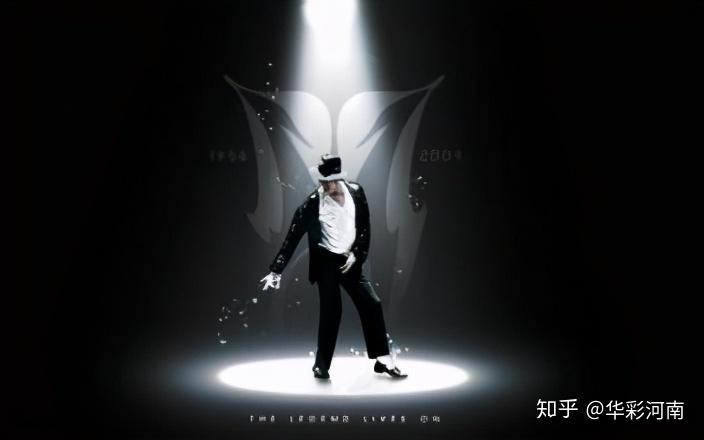 华彩河南 3人 赞同了该文章 迈克尔杰克逊有两个招牌舞蹈动作——太空