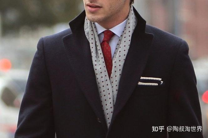 有什么适合秋冬的男士丝巾围巾可以推荐