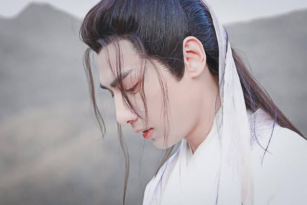 罗云熙香蜜沉沉剧照_香蜜幕后照罗云熙_香蜜沉沉烬如霜润玉罗云熙_幕容熙