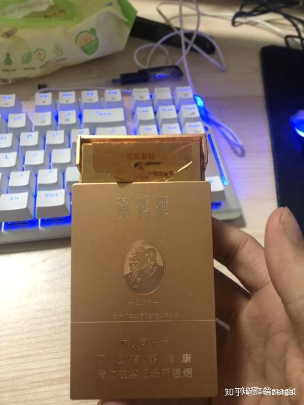 黄鹤楼(大金砖)是黄鹤楼系列最高款,在中国香烟界享有最高价格的地位