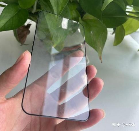 贴过多款苹果13promax手机钢化膜后终于找到一款性价比超高的iphone13