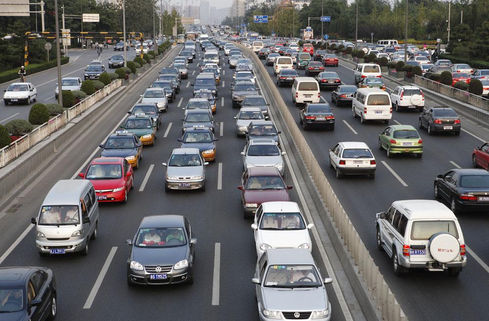 关于道路交通法规及连带车险权责的几点建议