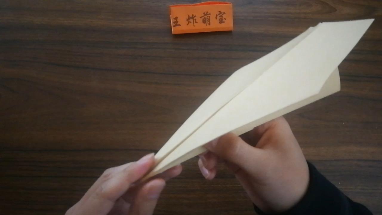 折飞机视频 知乎