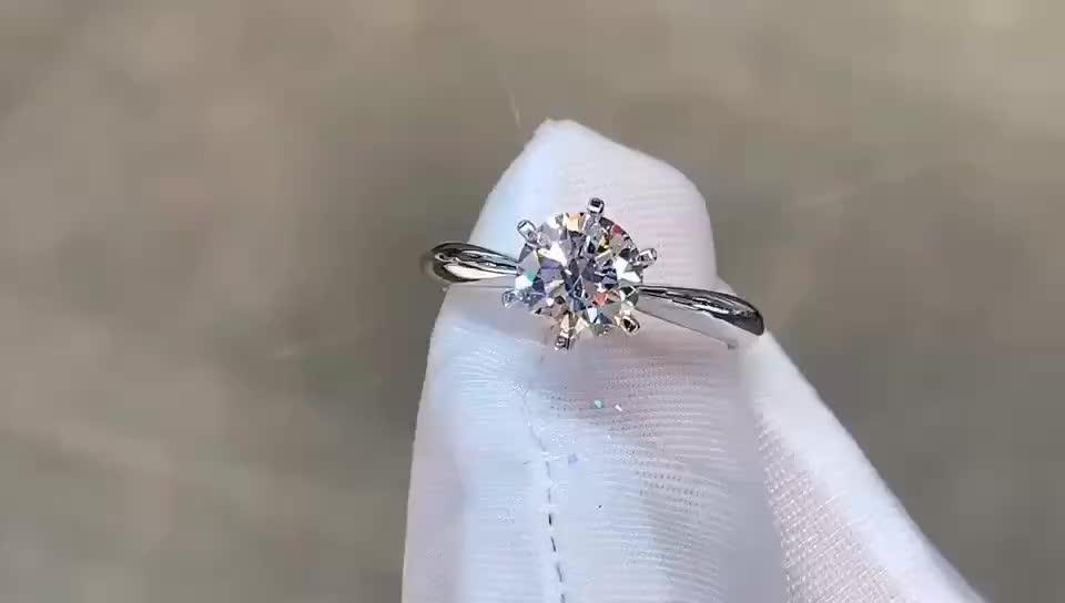 伟德bv1946官网-自小富养长大3岁带80克拉钻石;结婚丈夫养丈夫薪水只是杯水车薪