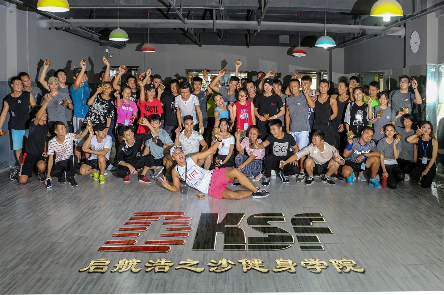 如何理性的选择健身教练培训学校