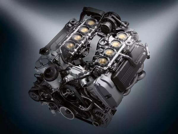 v8自然吸气发动机,代号 s65 b40,这也是最后一代v8发动机的m3