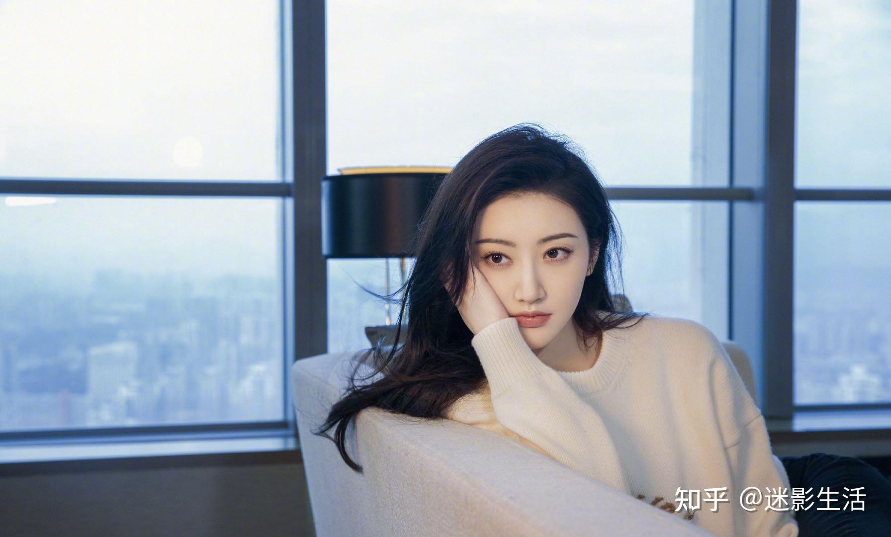 烂片女王,带资进组,被骂了15年的景甜,终于靠《司藤》