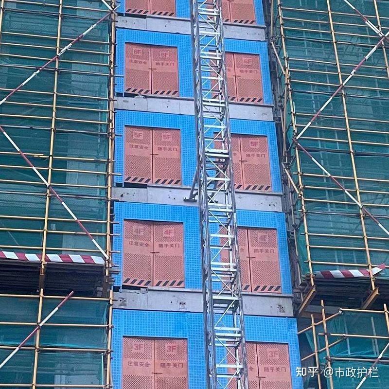 宁波建筑楼层防护板冲孔防护板施工电梯防护门