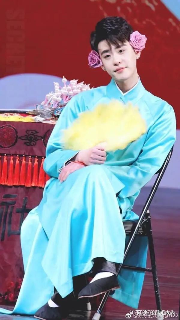 人比花娇,角色扮演媚而不娘哪些酒店有设备情趣图片