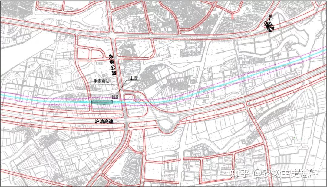 有约600米距离(仅供参考)西岑站位于练西公路和沪渝高速交叉口位置,同