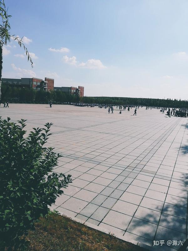 在鸡西市第一中学(鸡西一中)上学是一种怎样的体验?