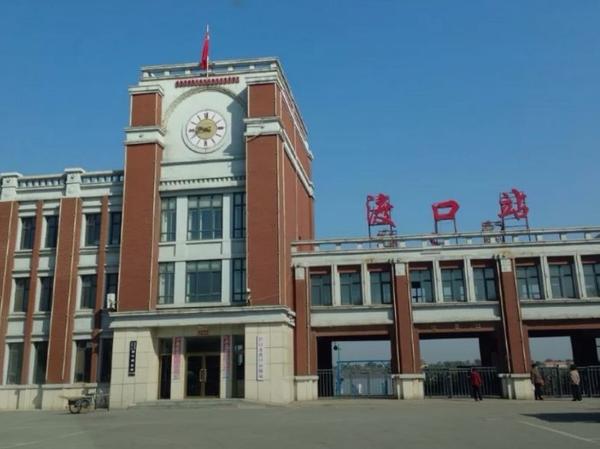 辽河渡口站