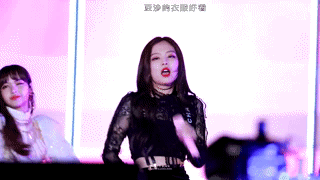 如何评价blackpink的《so hot》的表现?