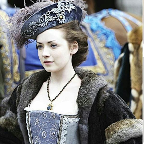 sarah bolger,曾在《都铎王朝》里饰演玛丽公主