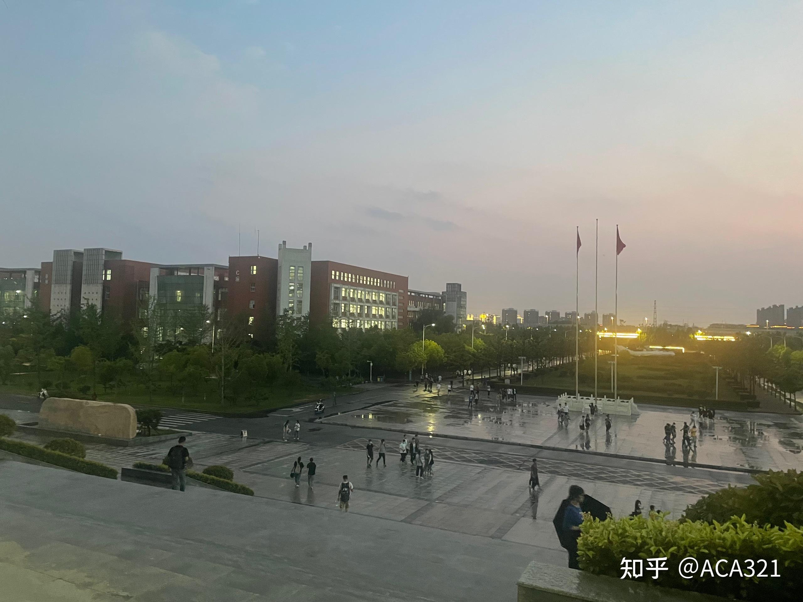 郑州航空工业管理学院迎新