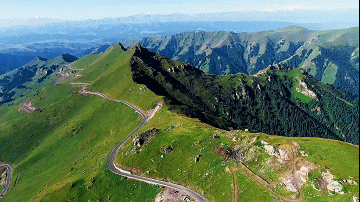 独库公路结束冬眠天逸与旅行家一起领略新疆80的美