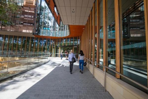 悉尼大学商学硕士转型升级,moc开启崭新1.5年制