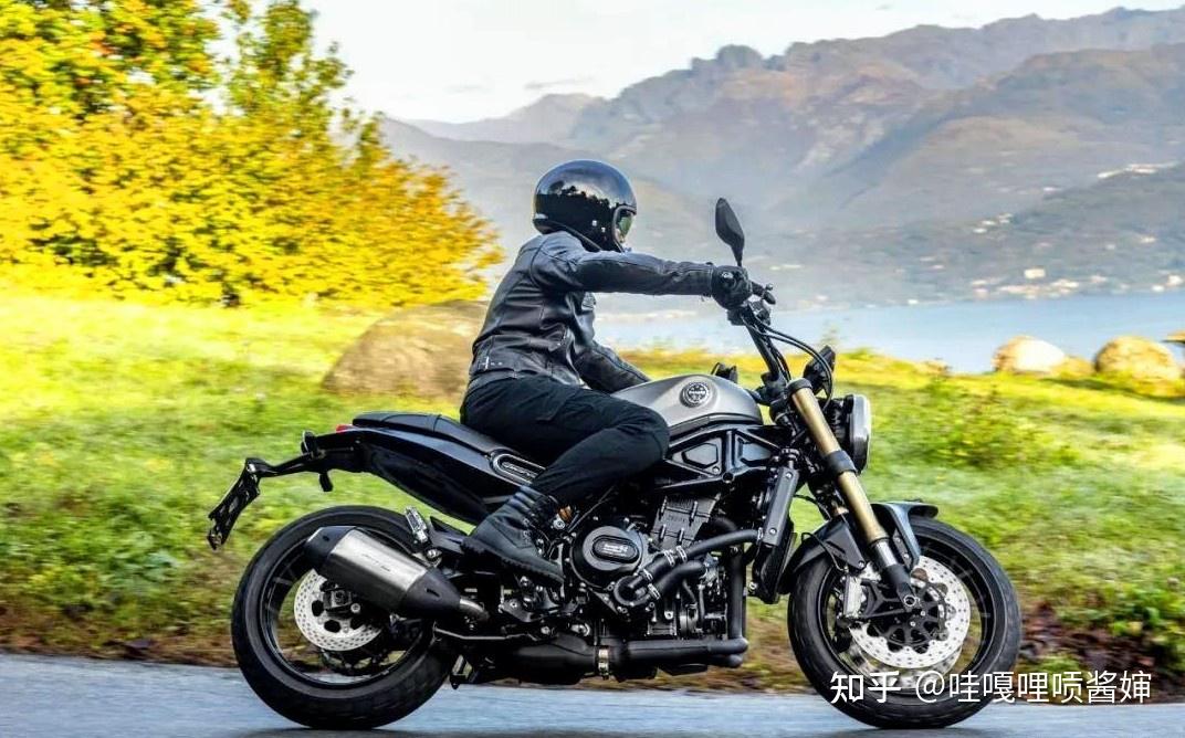 两款国产厂牌500cc摩托车有颜值有品控二选一你怎么选