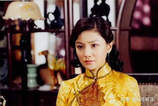 《京华烟云》原著首次怒怼素云的曼娘:欺负我可以,欺负我妈不行