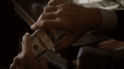 可又不敢当面表现出来,只能憋得很淡定,直到他把钞票拿到手上一看