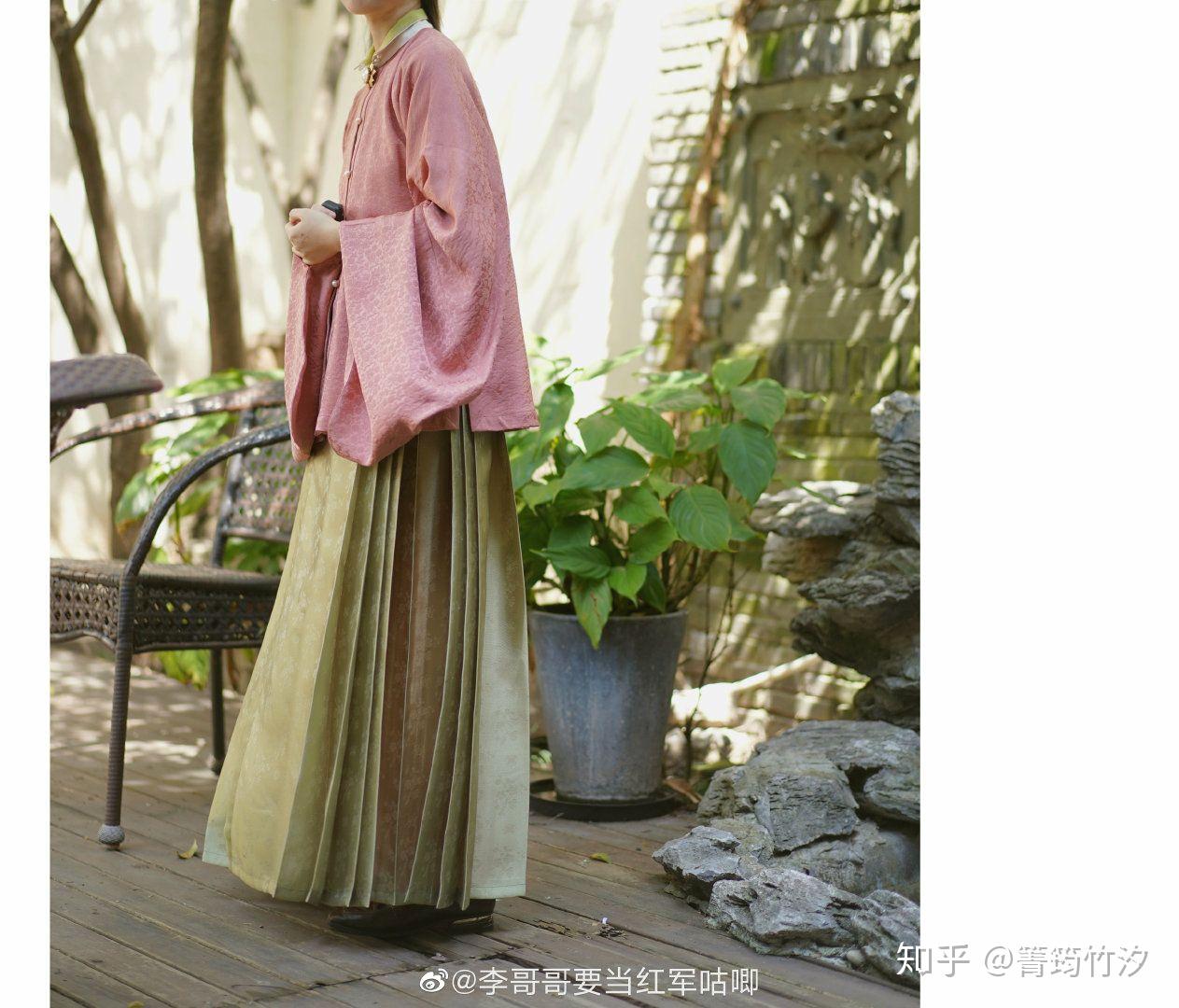 矮个子女生是不是不适合汉服有没有推荐的汉服或汉元素服饰