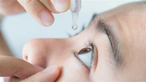 屈光行业13年,近视问题可留言咨询 相信很多人都有过滴眼药水的经历