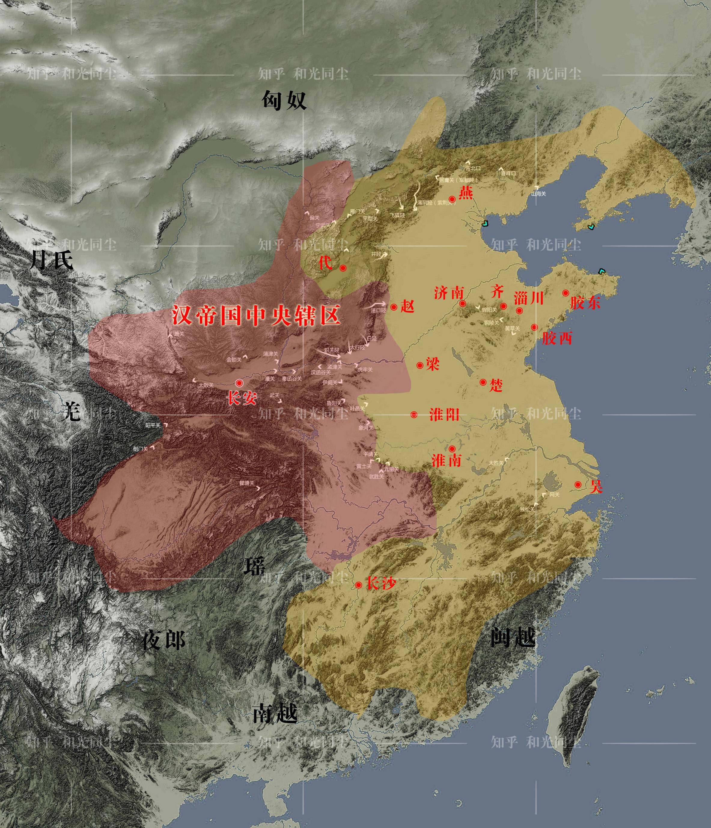 一,西汉的郡国并行 1,分封背景:皇族出身寒微,分封制度复辟刘邦布衣