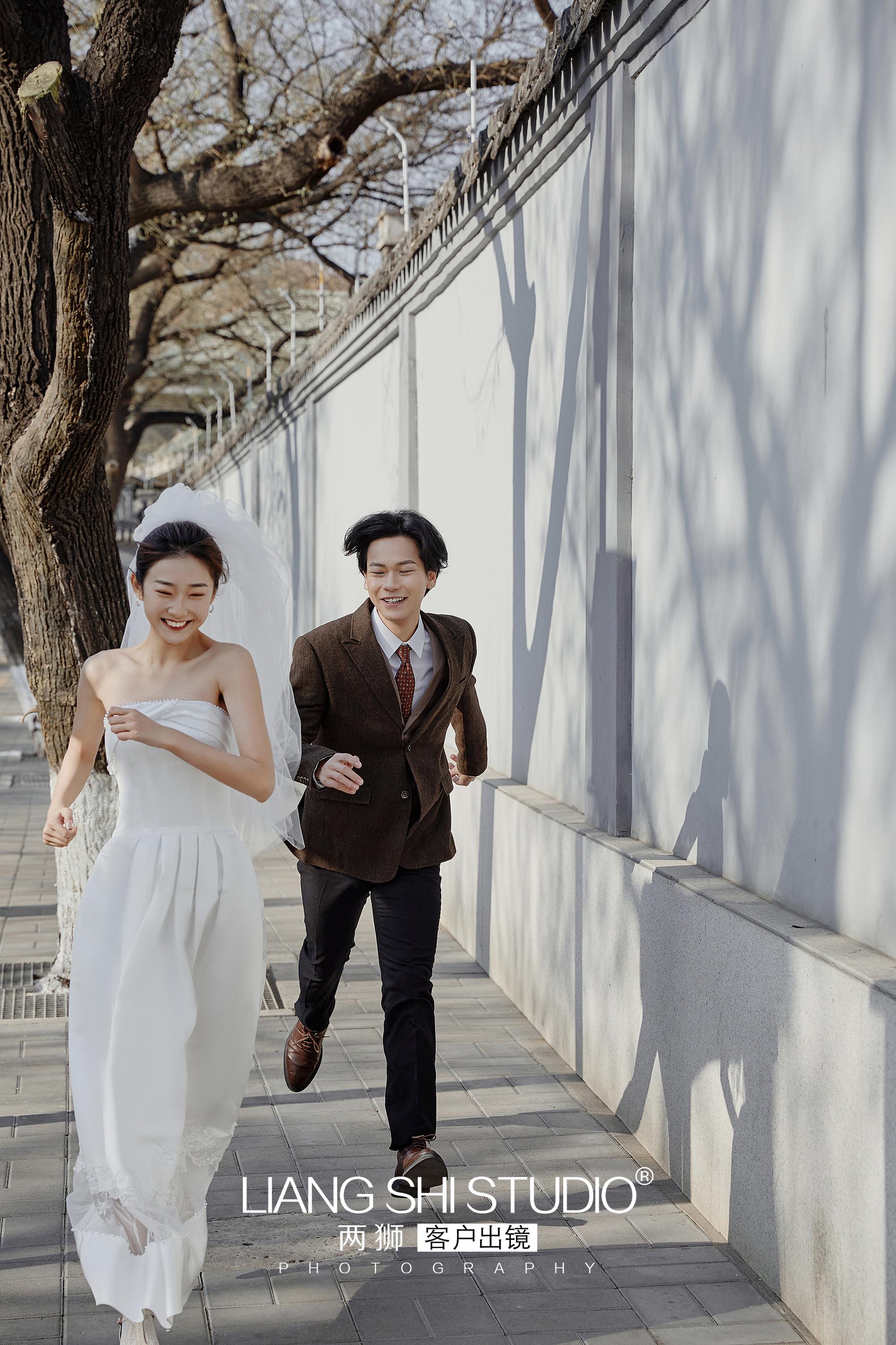 婚纱照外景第1篇我喜欢的文艺胡同婚纱照