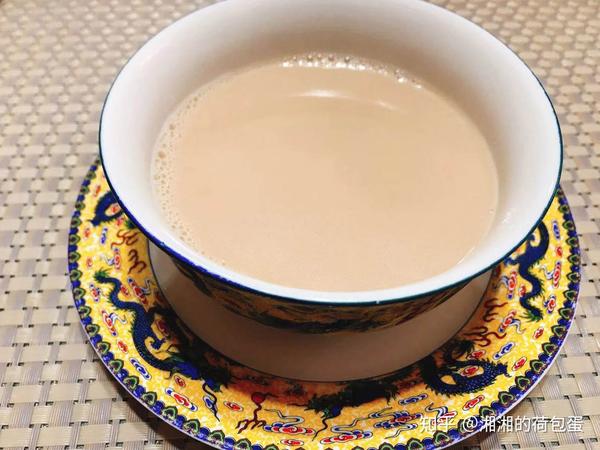 第一次知道奶茶竟然也能当早饭吃,而且咸味的竟然很好喝!