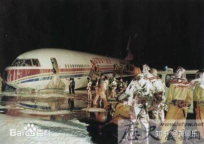 如何看待四川航空 3u8633 备降成都事件?