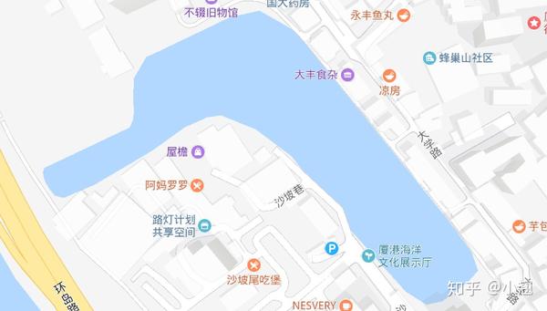 买完特产后,去沙坡尾,沙坡尾是一个避风港,曾经给船舶停靠的,现在变成