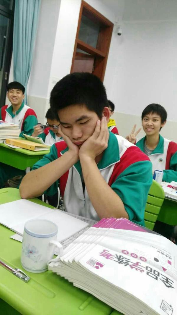 在佛山四中就读是一种怎样的体验
