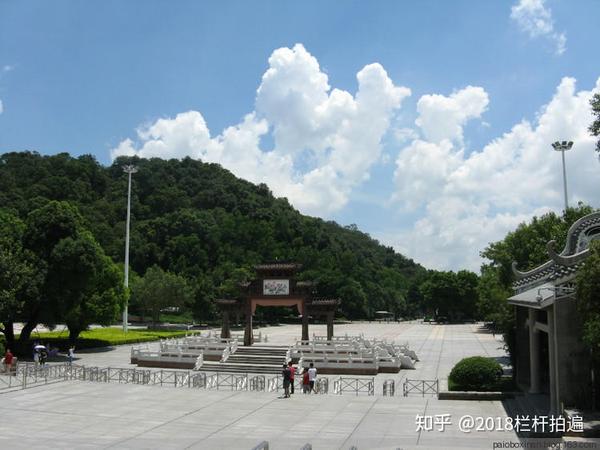 广东江门人文遗迹荟萃地圭峰山