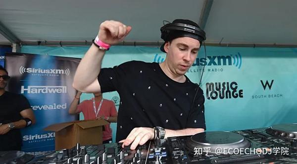 dj hardwell:天王级巨星的梦想之路