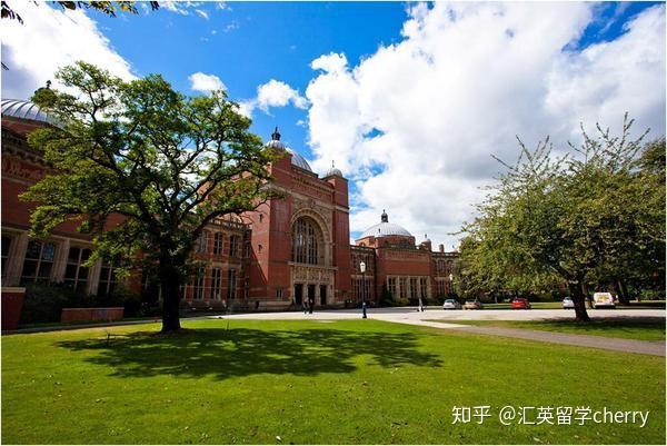 英国留学:伯明翰大学宣布接受6级成绩入读!商科要求560