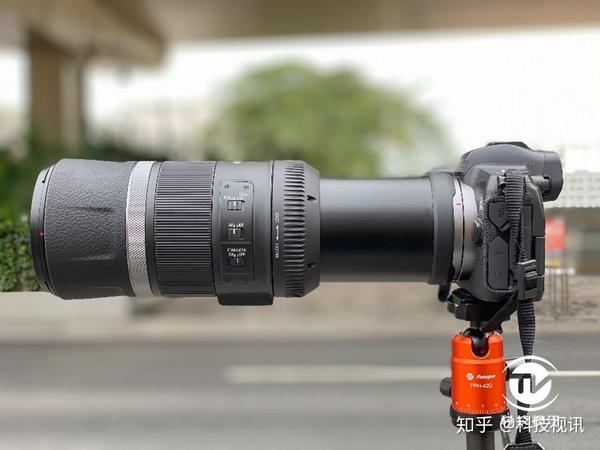 此次发布的两款超远摄定焦镜头中,rf600mm f11 is stm在收纳时镜身长