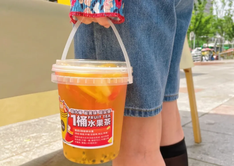 这款水果茶,暴露了今年下沉市场的热卖规律