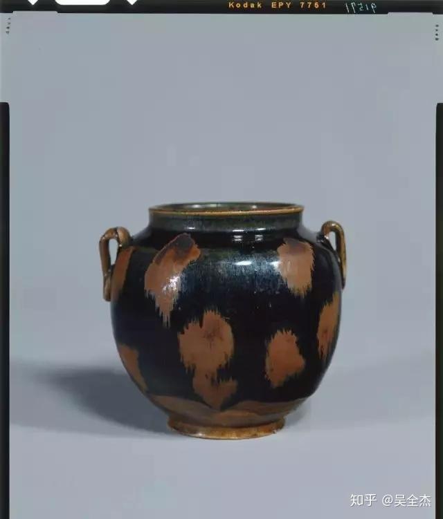 宋,金时期瓷器奇特的装饰品种—— 铁锈花